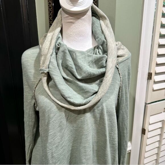 Free People Beach Moss Green Cowl Neck Pullover Size XS/S - Picture 3 of 11